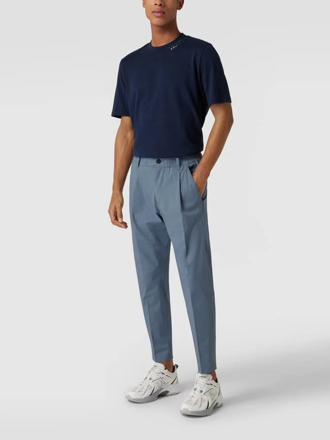 Großhandel ? Drykorn Jogpants Mit Bügelfalten Modell 'Chasy' - Ozean Blau ? 1 Großhandel ? Drykorn Jogpants Mit Bügelfalten Modell 'Chasy' - Ozean Blau ?