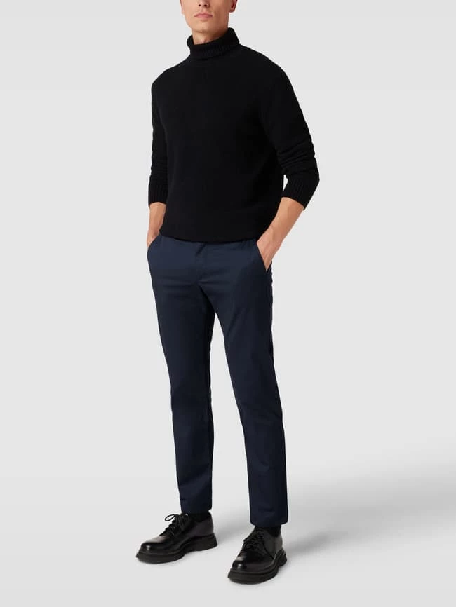Bestes Angebot ⭐ Tommy Hilfiger Straight Fit Chino Mit Feinem Muster Modell 'DENTON' - Marineblau ⌛ 1 Bestes Angebot ⭐ Tommy Hilfiger Straight Fit Chino Mit Feinem Muster Modell 'DENTON' - Marineblau ⌛