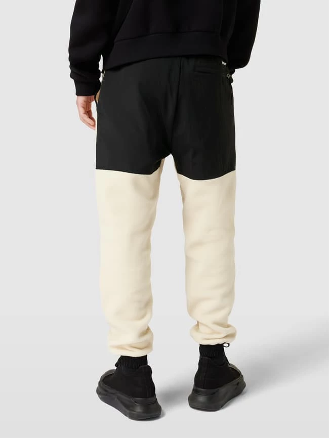 Großhandel ? The North Face Hose Mit Label-Stitching Modell 'DENALI' - Beige ⌛ 5 Großhandel ? The North Face Hose Mit Label-Stitching Modell 'DENALI' - Beige ⌛ – Bild 5