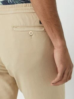 Bestpreis ⭐ Guess Jogpants Mit Stretch-Anteil - Beige ? -BOSS Shop 8pakodpl8d7j0gi2a1132gae6cs4ok9m9d534hq38p636jaf8cpj0iq76d0kakphap932g9o8t4kkgihap3mcc316cq34d9k6oq36d1k65gj0ohh75j34e1iccr3ccpoc4qj0pg