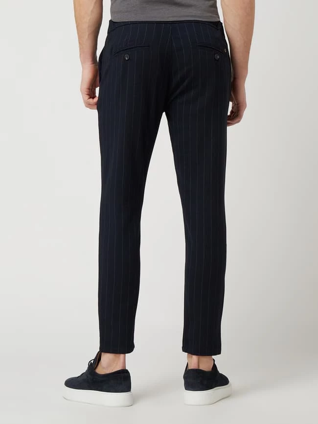 Blitzangebot ? !Solid Slim Fit Cropped Jogpants Mit Nadelstreifen Modell 'Travis' - Dunkelblau ✨ 5 Blitzangebot ? !Solid Slim Fit Cropped Jogpants Mit Nadelstreifen Modell 'Travis' - Dunkelblau ✨ – Bild 5