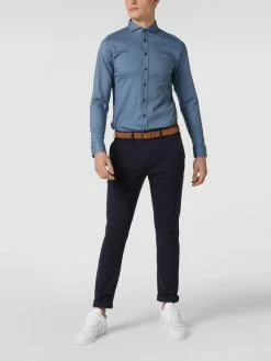 Rabatt ⌛ MCNEAL Chino Mit Stretch-Anteil Und Gürtel - Marineblau ❤️