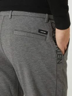 Billig ? CK Calvin Klein Tapered Fit Jogpants Mit Viskose-Anteil - Silber ⌛ -BOSS Shop ah7kqia3a0s52lal9p3kmhi4718l8da49os56e2761250l2g6t53alhg6hb34k9l9143ai9p8d6j4ka38so32p1jcor6cc9n65j64d9k60sjcohk6hgj6e9hcko6coj5c8q6cco